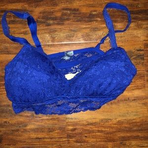 Aerie lace bra with padding